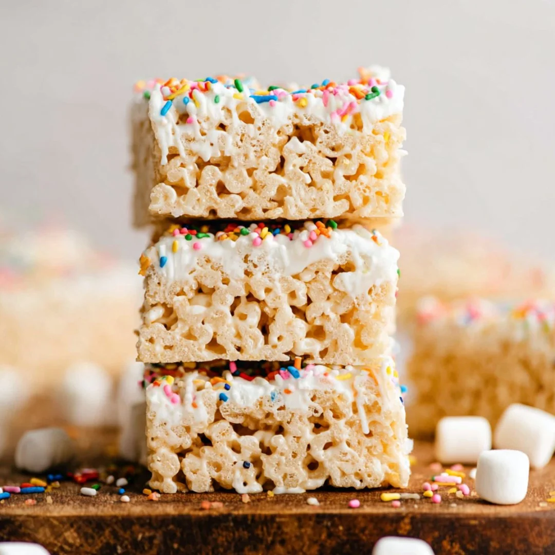 Delicious homemade Rice Krispie Treats displayed on a plate.