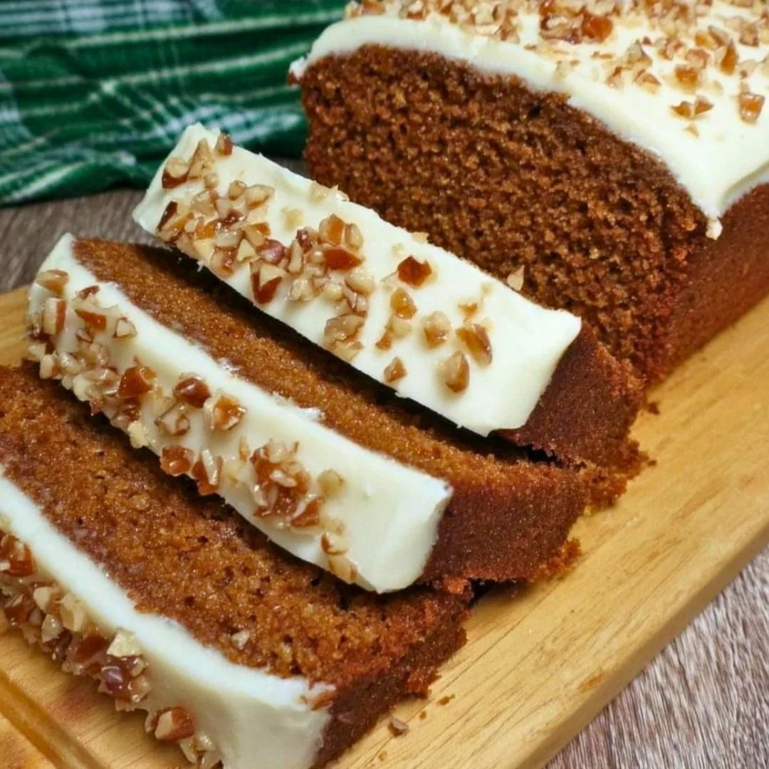 Starbucks Gingerbread Loaf, a delicious spiced bread perfect for the holidays